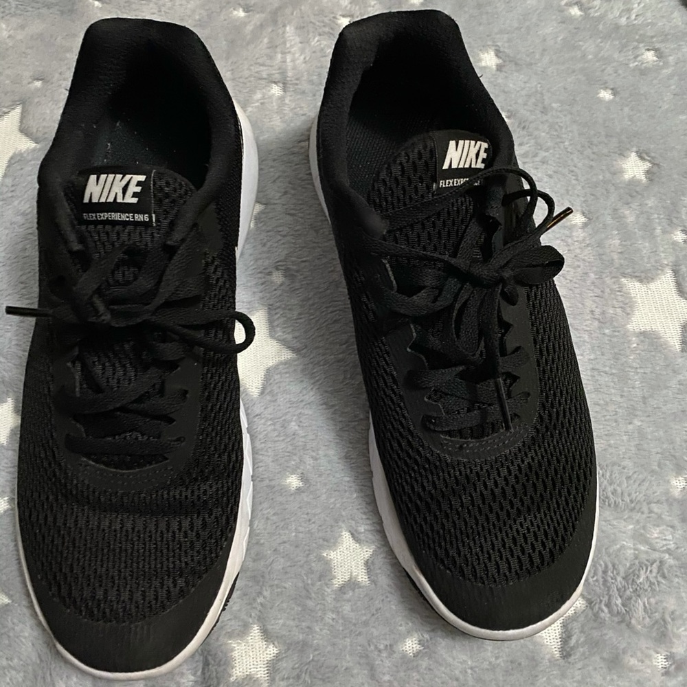 ✨ Nike Flex Rn6